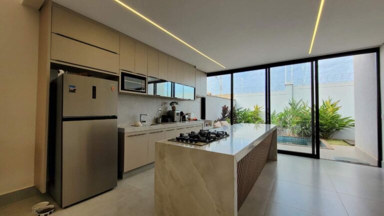 Casa em Condomínio à venda no Quinta da Mata: