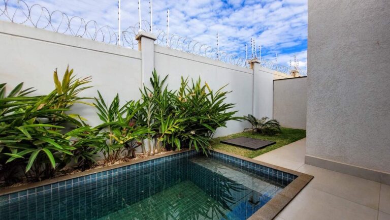 Casa em Condomínio à venda no Quinta da Mata: