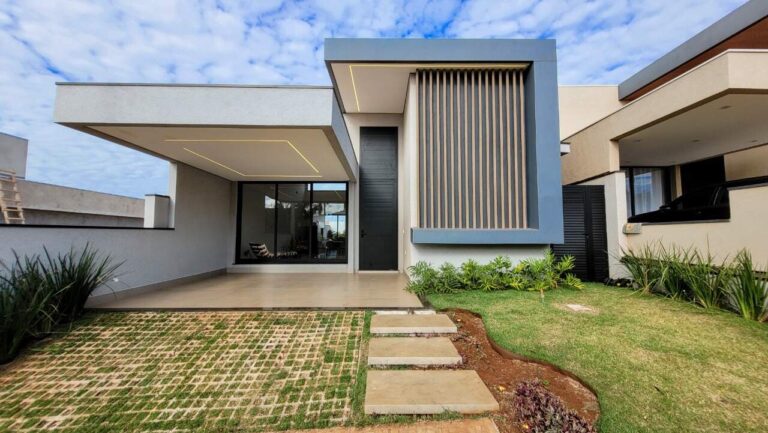 Casa em Condomínio à venda no Quinta da Mata: