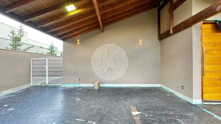 Casa em Condomínio à venda no Residencial e Empresarial Alphaville: