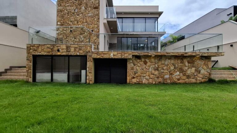 Casa em Condomínio à venda no Residencial e Empresarial Alphaville: