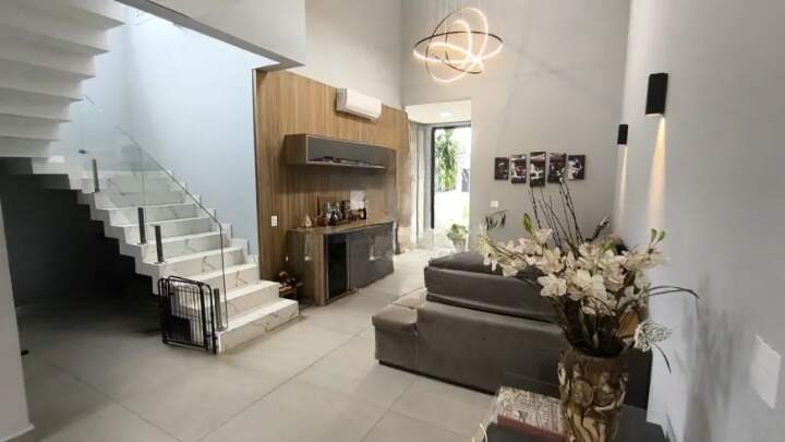 Casa em Condomínio à venda no Vila do Golfe: