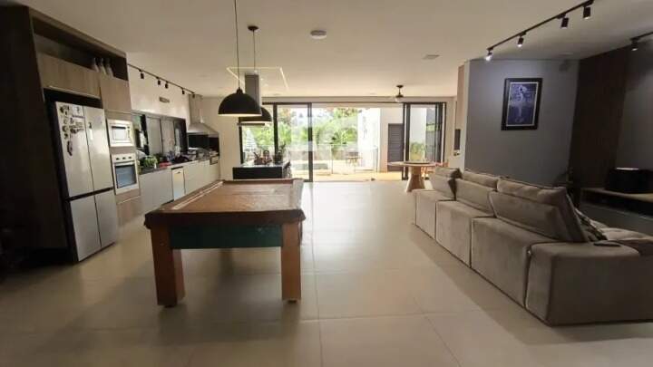 Casa em Condomínio à venda no Vila do Golfe: