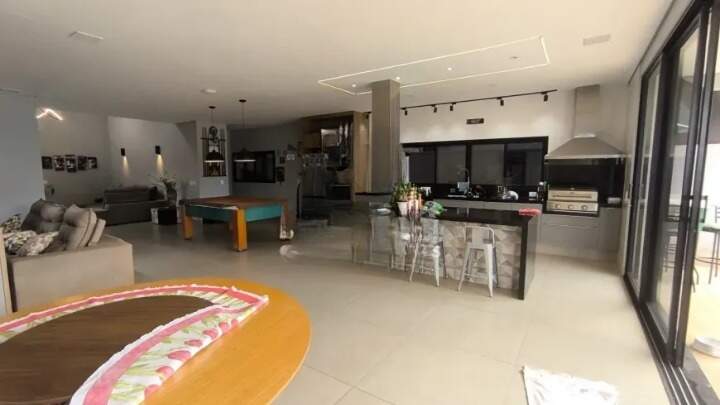 Casa em Condomínio à venda no Vila do Golfe: