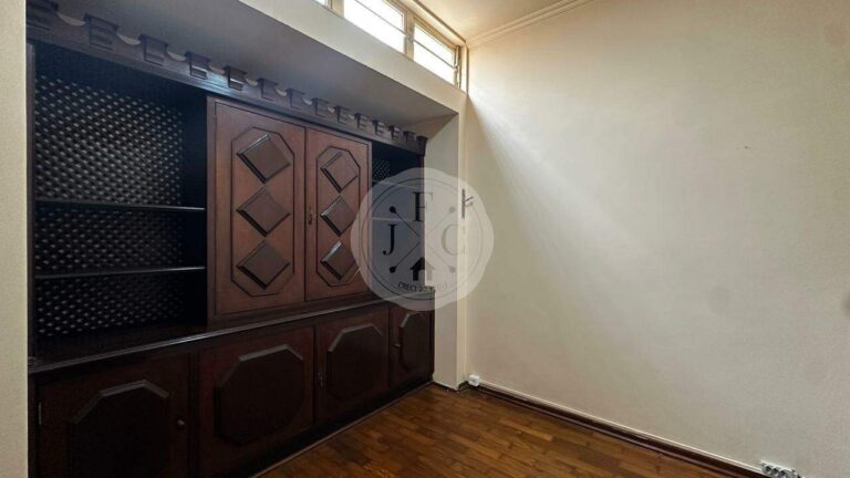 Casa à venda no Alto da Boa Vista: