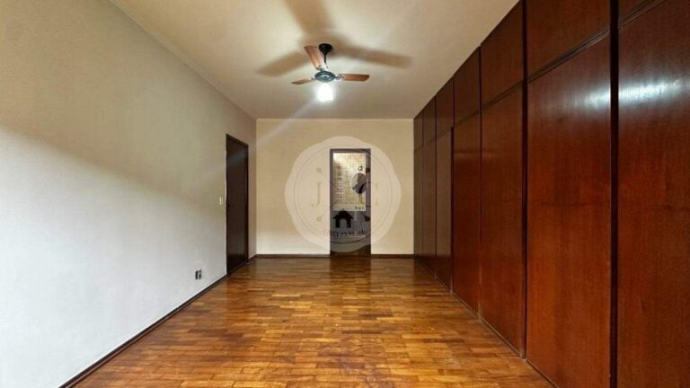 Casa à venda no Alto da Boa Vista: