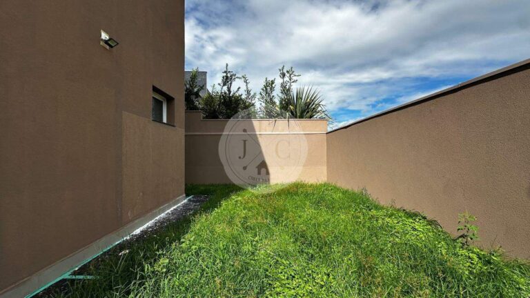 Casa em Condomínio à venda no Residencial e Empresarial Alphaville: