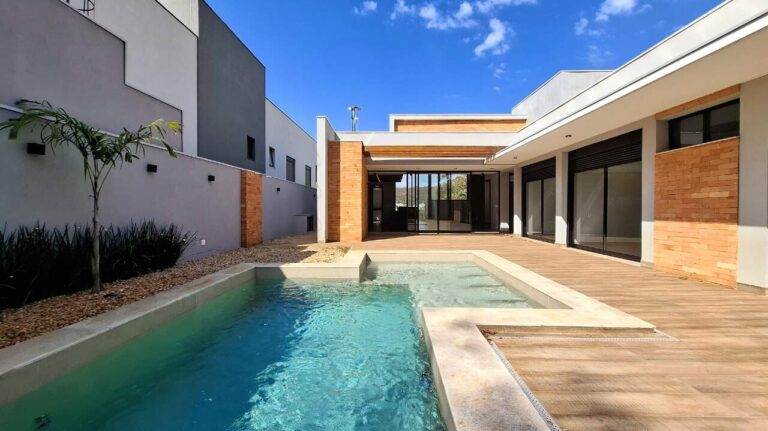 Casa em Condomínio à venda no Residencial e Empresarial Alphaville: