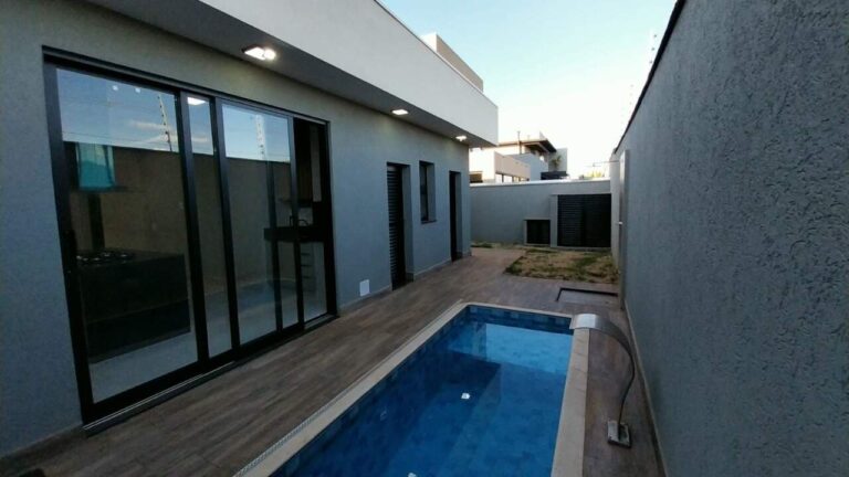 Casa em Condomínio à venda no Real Sul: