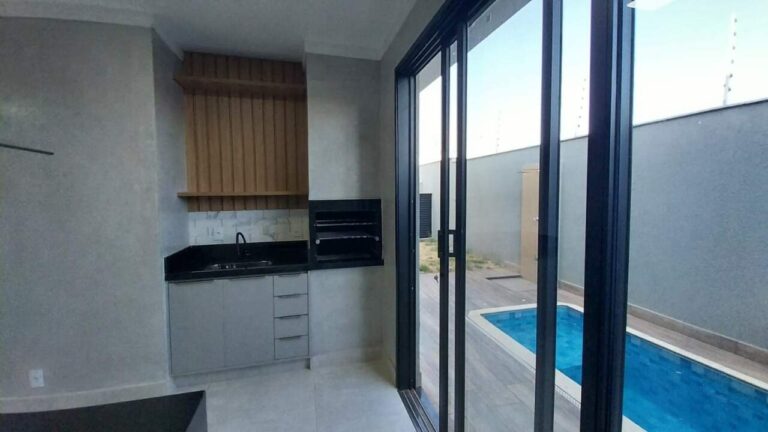 Casa em Condomínio à venda no Real Sul: