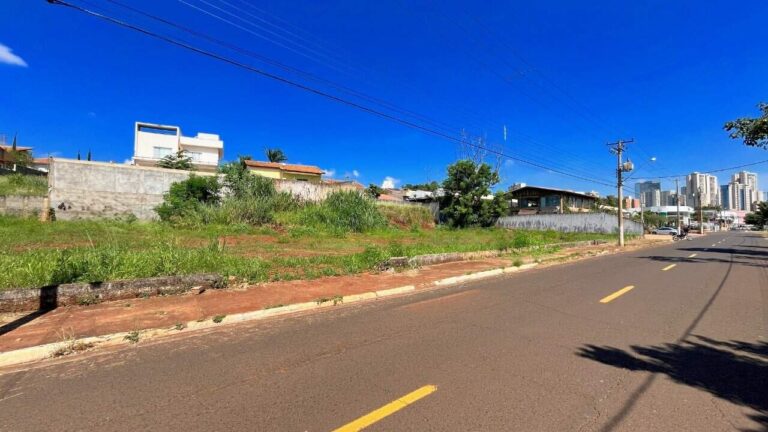 Terreno Comercial para aluguel no City Ribeirão: