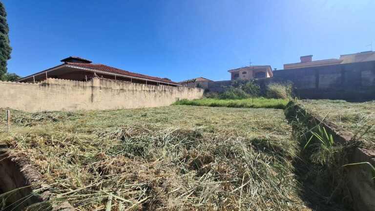 Terreno à venda no Ribeirânia: