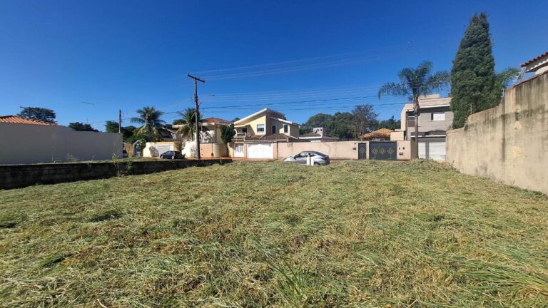 Terreno à venda no Ribeirânia: