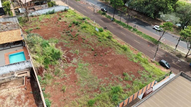 Terreno Comercial para aluguel no City Ribeirão: