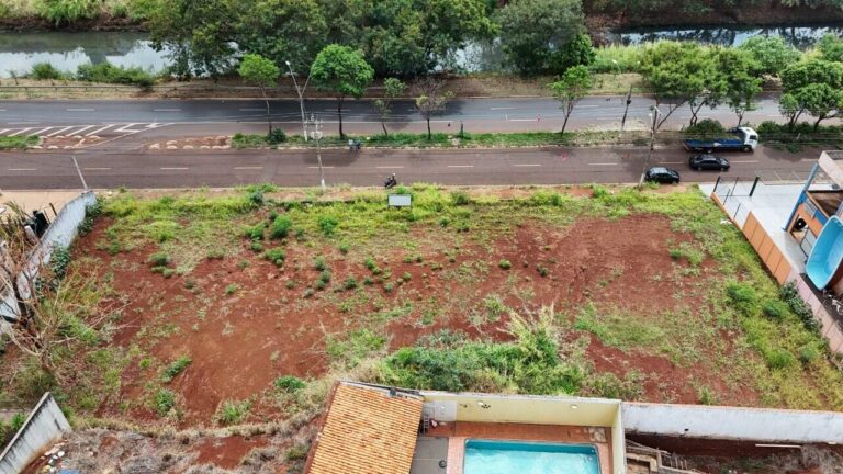 Terreno Comercial para aluguel no City Ribeirão:
