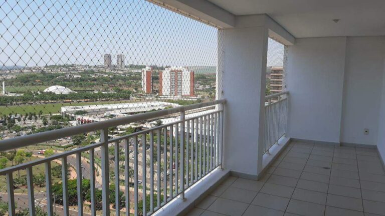 Apartamento Tipo à venda no Vila do Golfe: