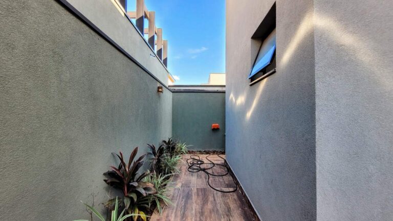 Casa em Condomínio à venda no Real Sul: