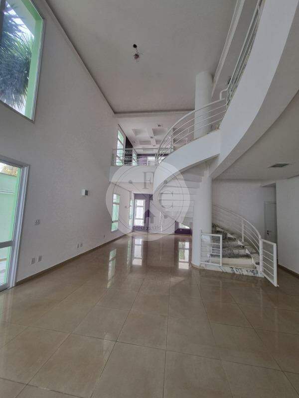 Casa em Condomínio à venda no Jardim Irajá: