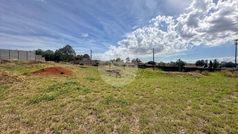 Terreno à venda no City Ribeirão: