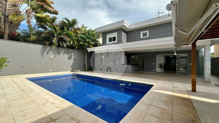 Casa em Condomínio à venda no Vila do Golfe: