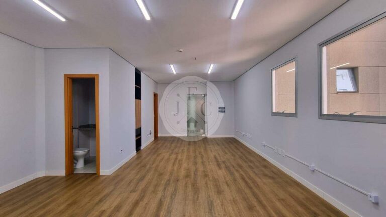 Sala Comercial à venda no Jardim Botânico: