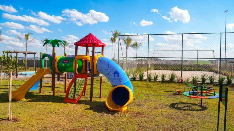 Casa em Condomínio para aluguel no Parque Residencial Cândido Portinari: