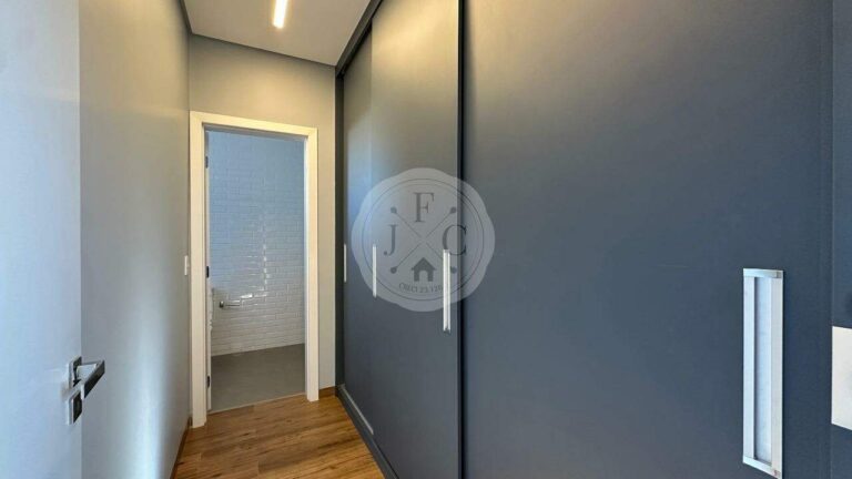 Casa em Condomínio para aluguel no Vila do Golfe: