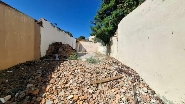 Terreno à venda no Jardim Sumaré:
