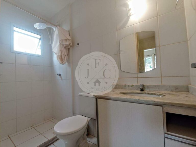 Casa em Condomínio à venda no Vila do Golfe: