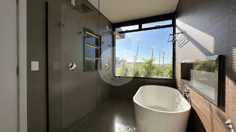 Casa em Condomínio para aluguel no Vila do Golfe: