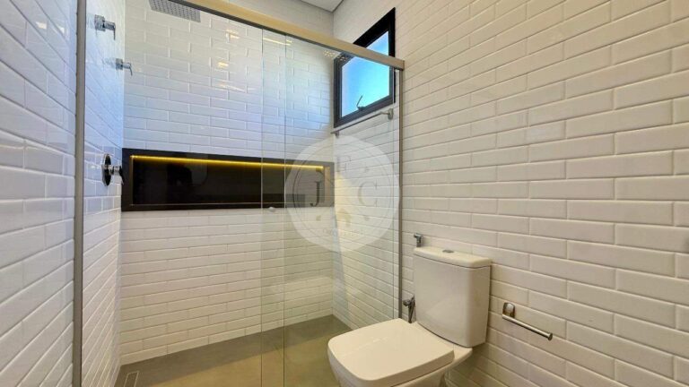 Casa em Condomínio para aluguel no Vila do Golfe: