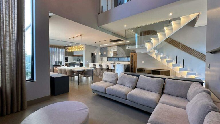 Casa em Condomínio para aluguel no Vila do Golfe: