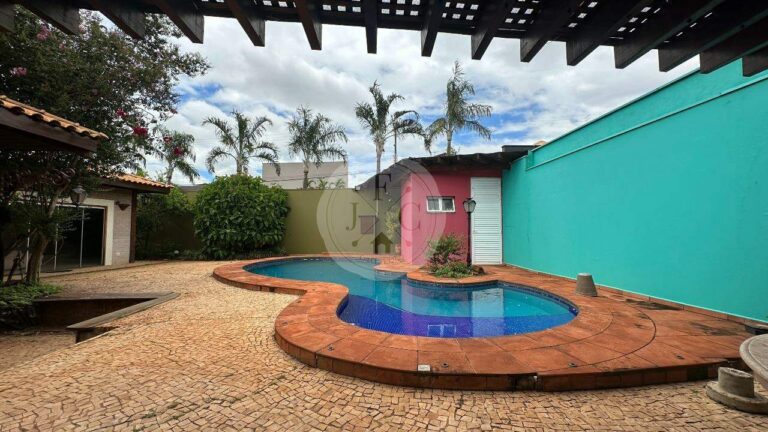 Casa em Condomínio à venda no Bonfim Paulista: