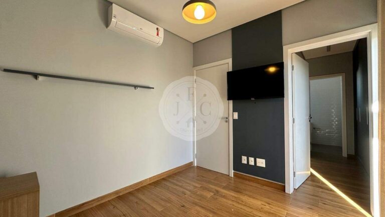 Casa em Condomínio para aluguel no Vila do Golfe: