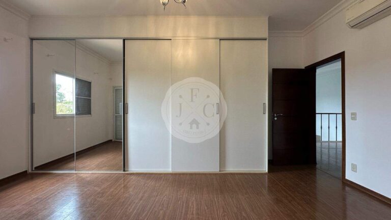 Casa em Condomínio à venda no Bonfim Paulista: