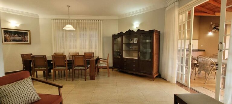 Casa à venda no Alto da Boa Vista: Sala de estar