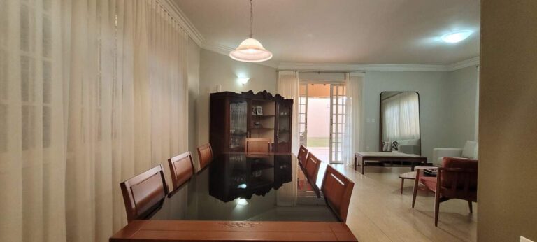Casa à venda no Alto da Boa Vista: Sala de jantar