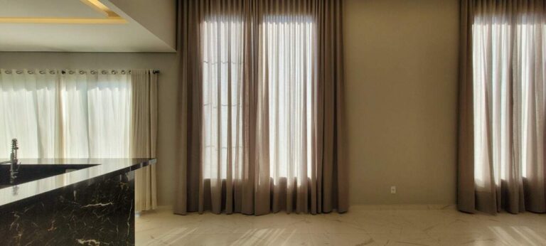 Casa em Condomínio à venda no Vila do Golfe: sala