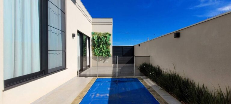 Casa em Condomínio à venda no Vila do Golfe: piscina