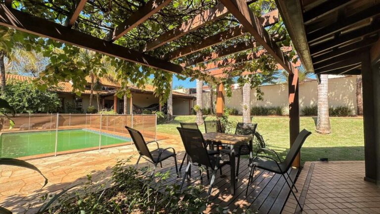Casa em Condomínio à venda no Royal Park: