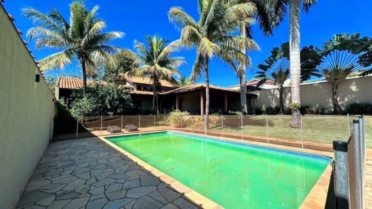 Casa em Condomínio à venda no Royal Park: