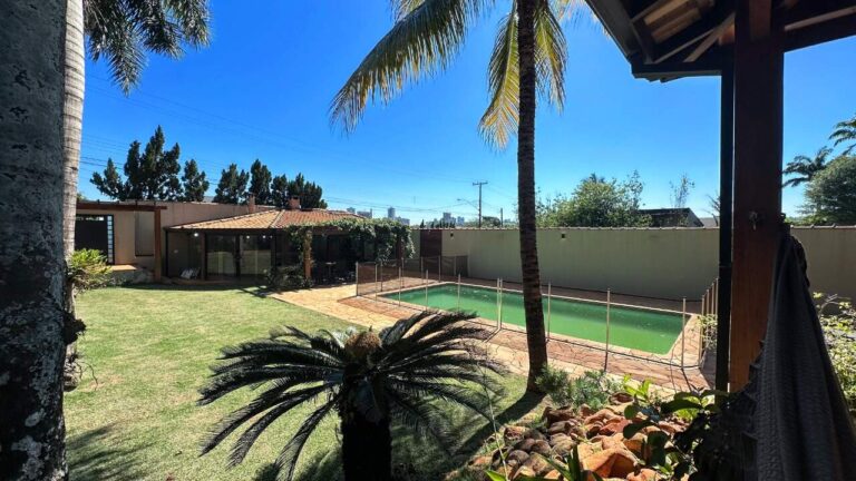 Casa em Condomínio à venda no Royal Park: