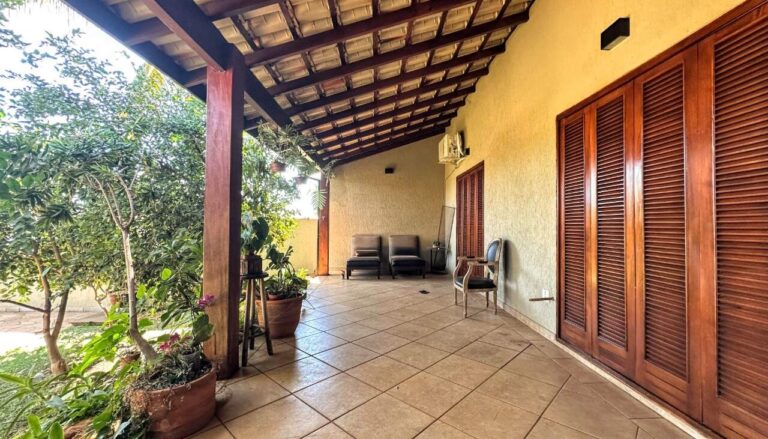 Casa em Condomínio à venda no Royal Park: