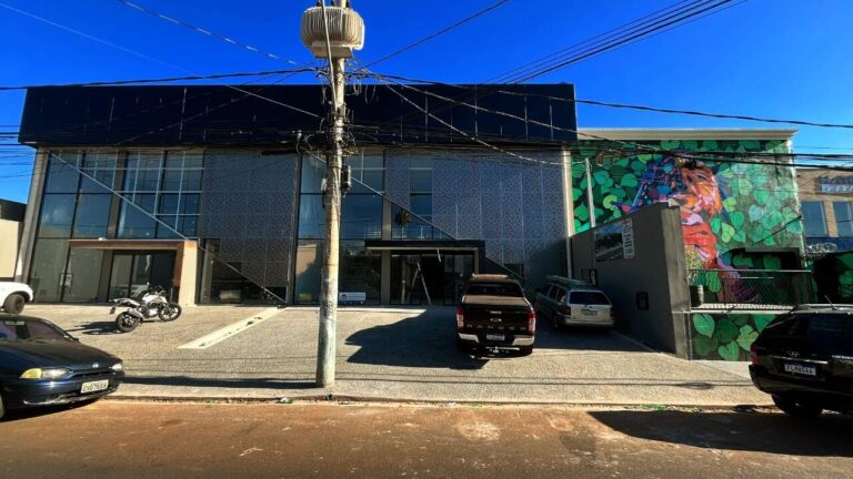 Prédio Comercial para aluguel no Jardim Sumaré: Fachada