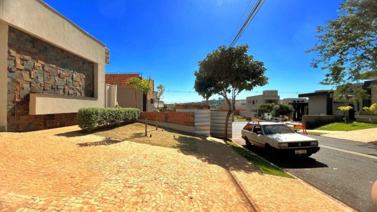 Casa em Condomínio à venda no Jardim San Marco: