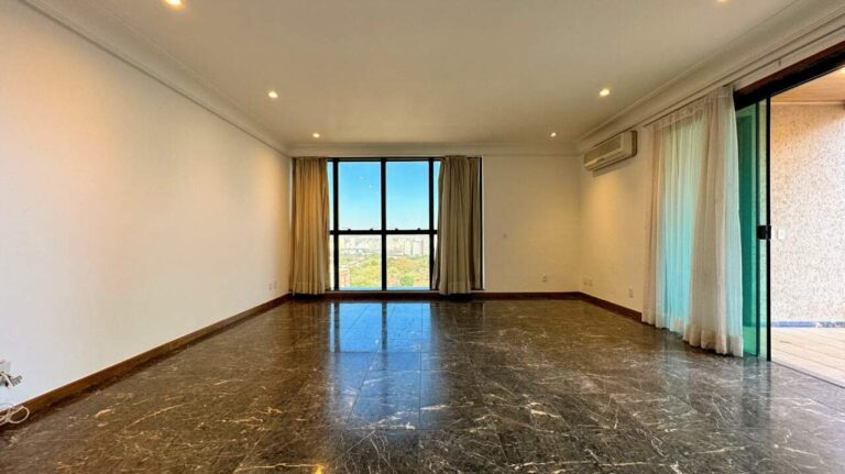 Apartamento Duplex à venda no Jardim Irajá: sala de estar