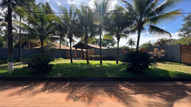 Chácara à venda no Parque São Sebastião: Fachada