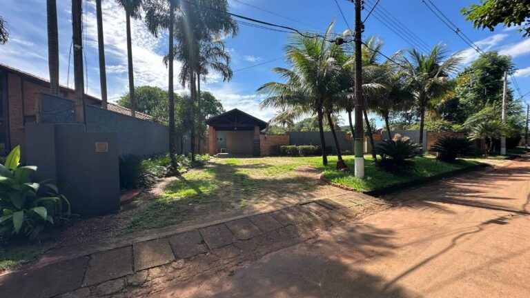 Chácara à venda no Parque São Sebastião: Fachada