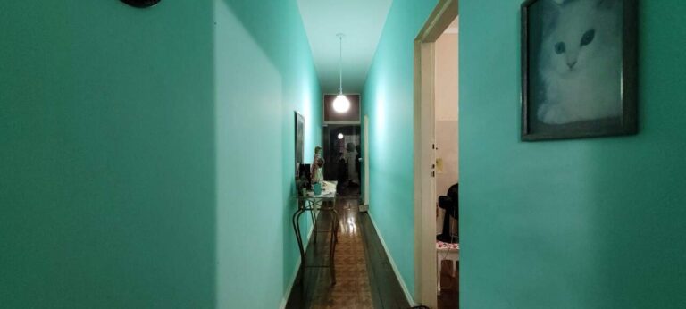 Casa à venda no Centro: hall de acesso