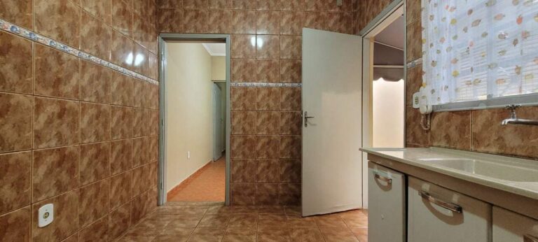 Casa à venda no Centro: cozinha ed cula